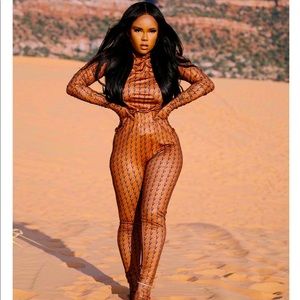 NWT Exclusive logo Nichole Lynel 2-Piece set “Catsuit illusion”